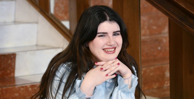 Maria Tomba3A Il Suo Emozionant