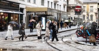 Milano Imbiancata Da Un Fenome