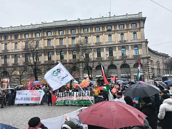 Milano In Piazza Per Gaza3A La