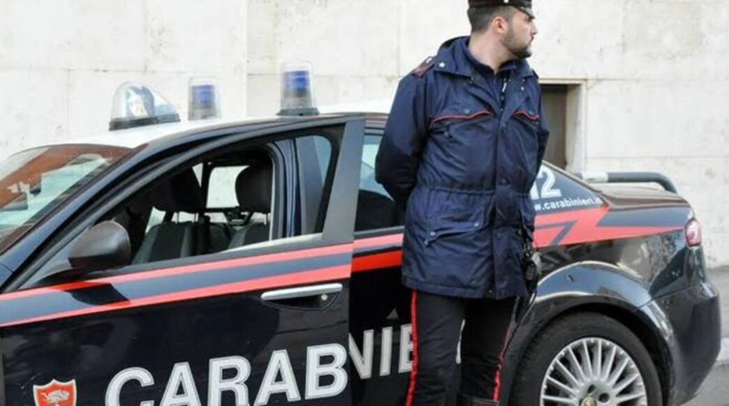 Napoli2C Accoltellamento In Cen