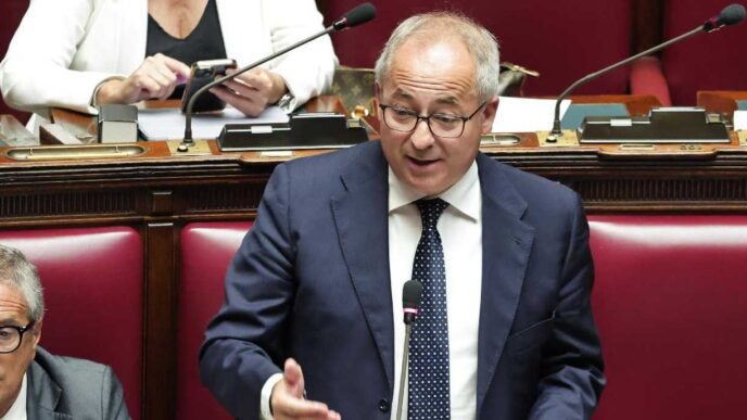 Necessitc3A0 Di Personale Qualifi