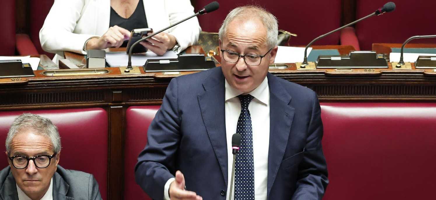 Necessitc3A0 Di Personale Qualifi