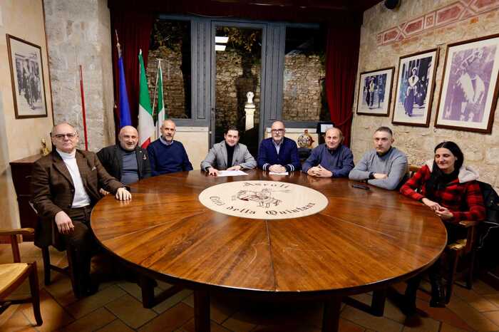 Nuovo Consiglio Degli Anziani