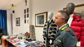 Operazione Fake Dress3A Smantel