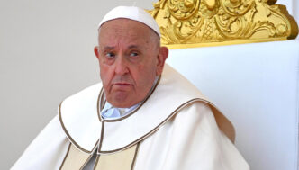 Papa Francesco Ricoverato A Ro