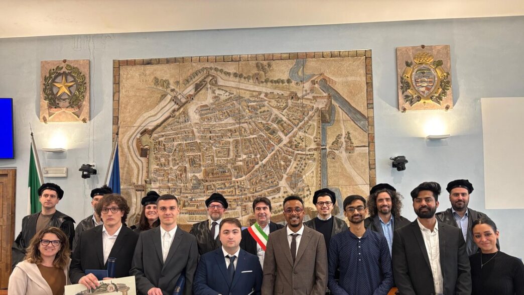 Pesaro Celebra Il Futuro Soste
