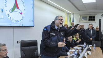 Pozzuoli In Allerta3A Le Preocc