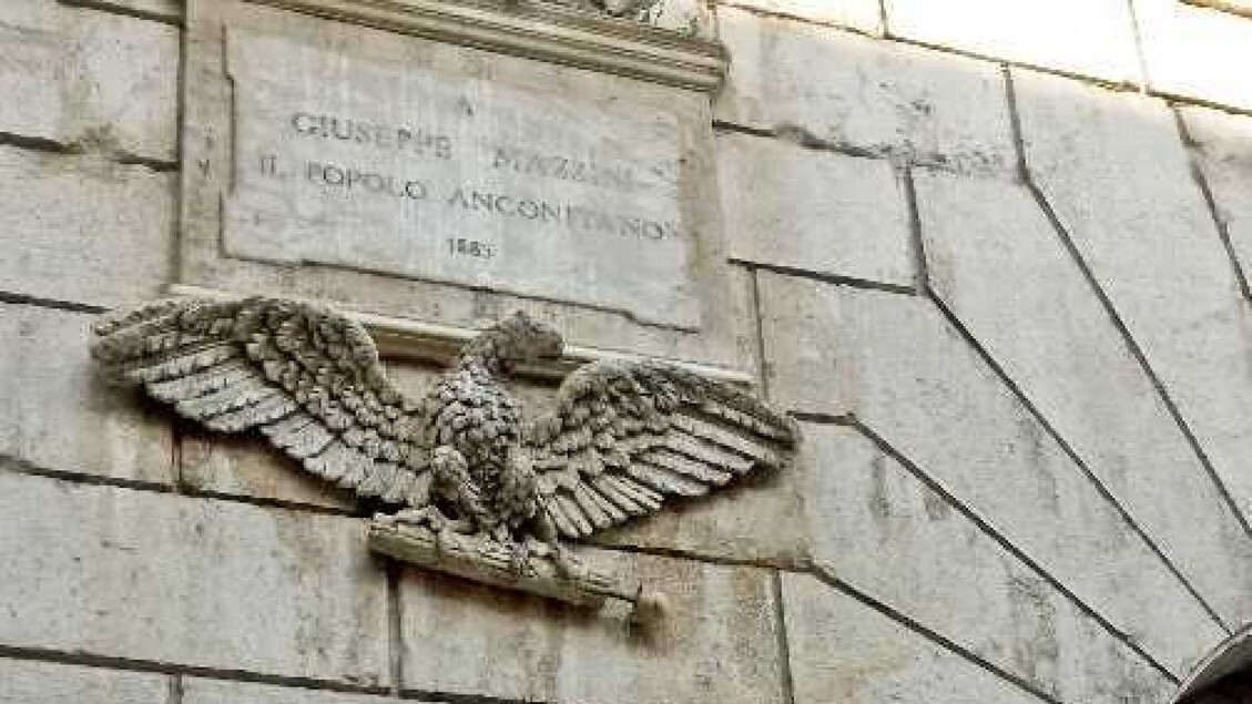 Prefetto Vieta Ai Residenti Di
