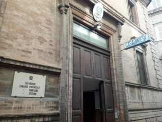 Protesta A Tolentino3A Due Oper