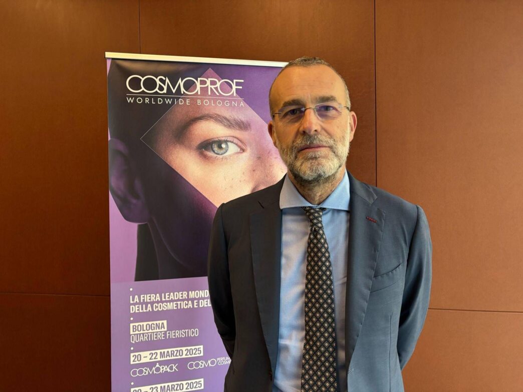 Quasi 3.000 Espositori Al Cosm