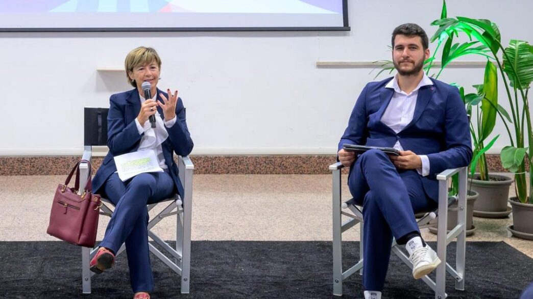 Riccione Lancia Una Campagna P
