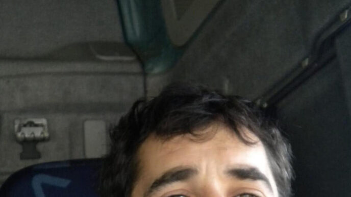 Ricercato Un Giovane Di 32 Ann