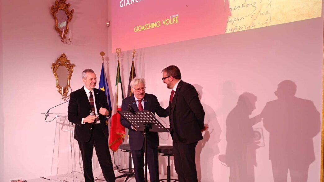 Riconoscimenti Per La Prima Ed