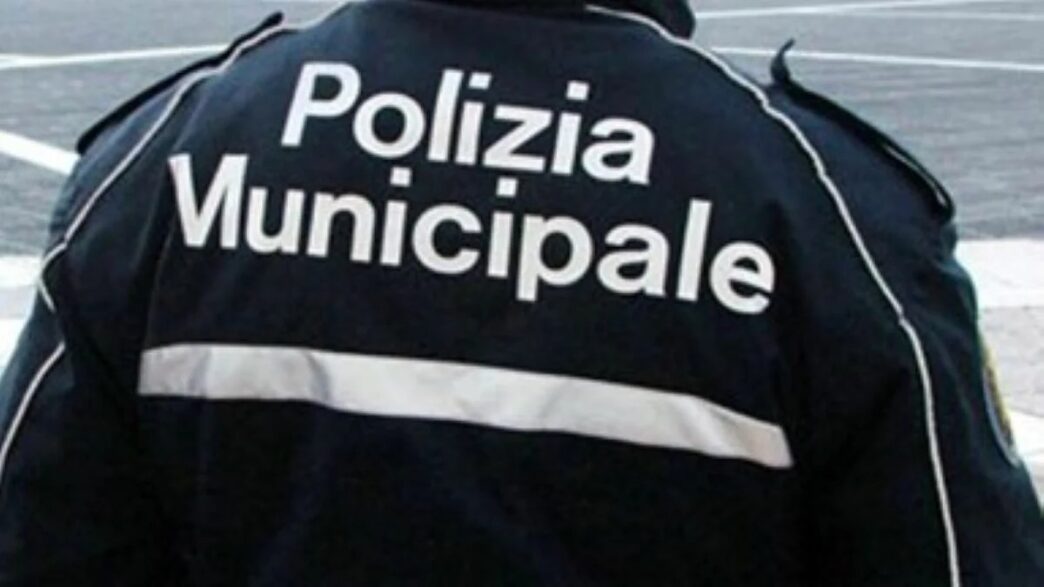 Rifiuti Abbandonati Ad Arzano3A