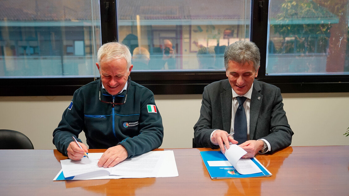 Rinnovo Della Collaborazione T 1