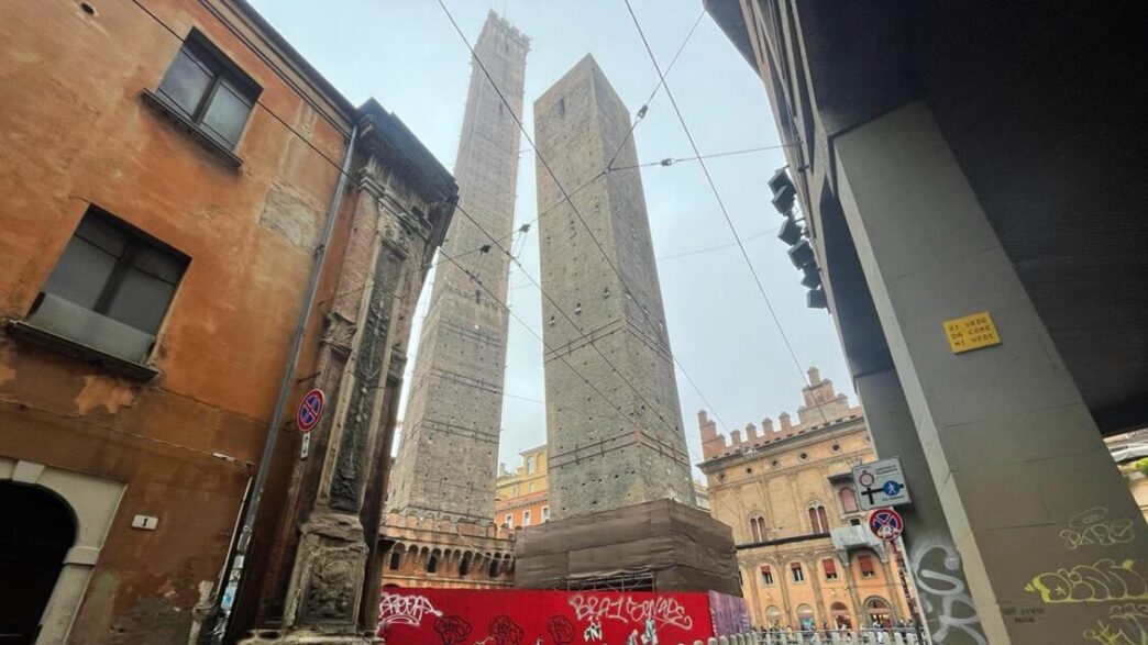 Ristorare La Torre Garisenda3A