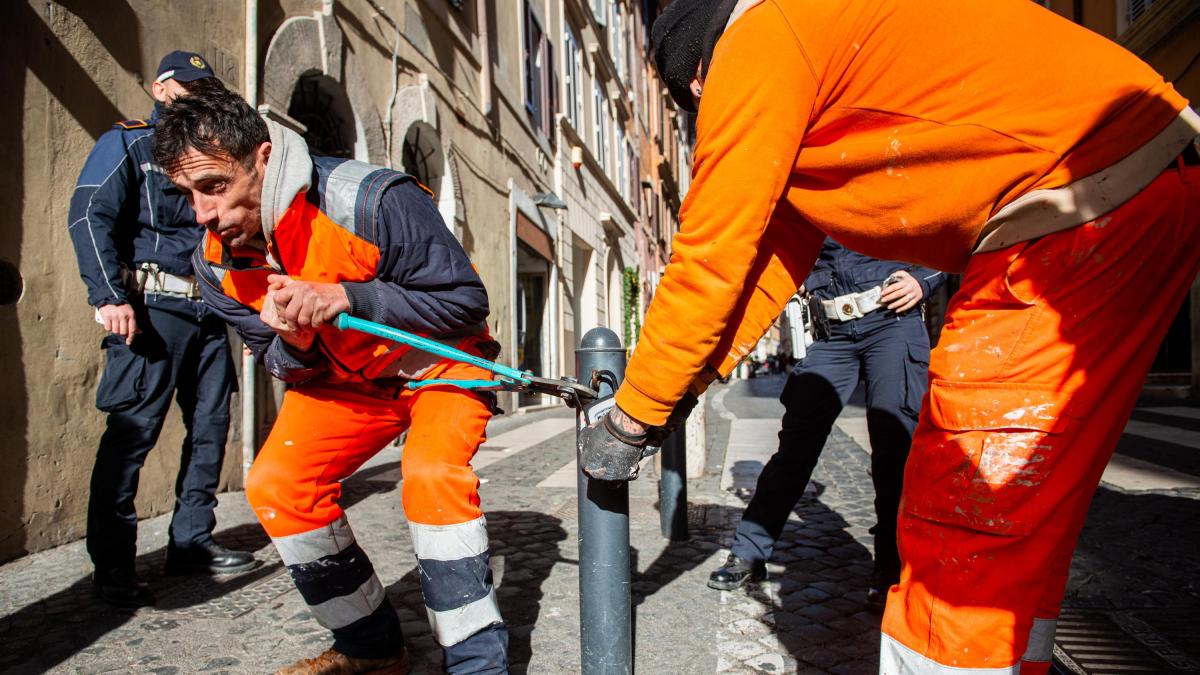 Roma3A Le28099Assessore Onorato Risp