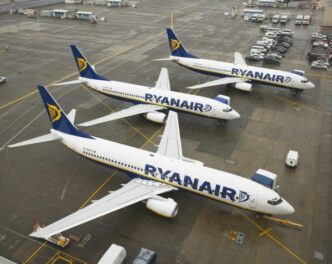 Ryanair Supera Lufthansa3A Trio