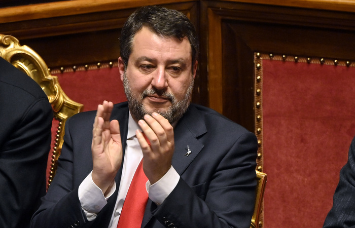 Salvini Annuncia La Sua Strate