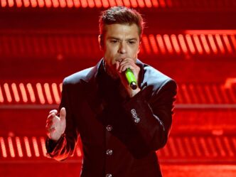 Sanremo 20253A Fedez Sorprende