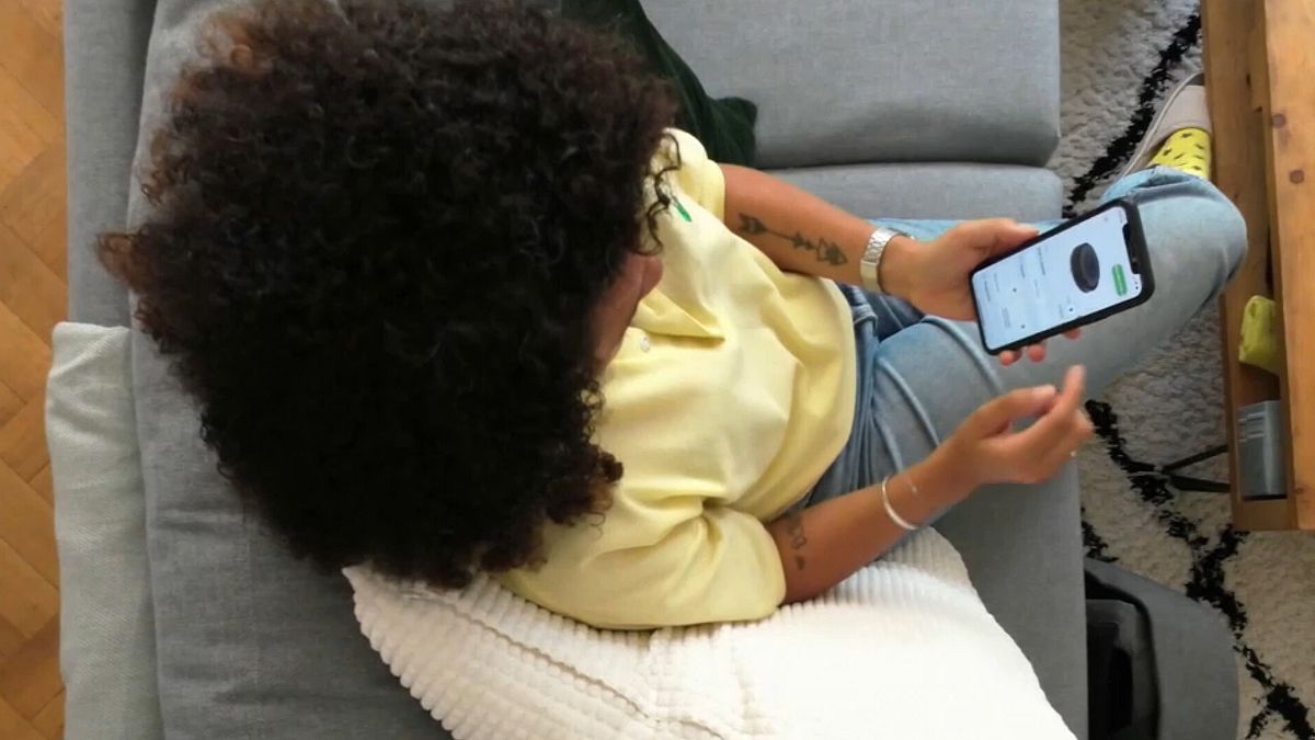Sbirciare Nel Telefono Del Par