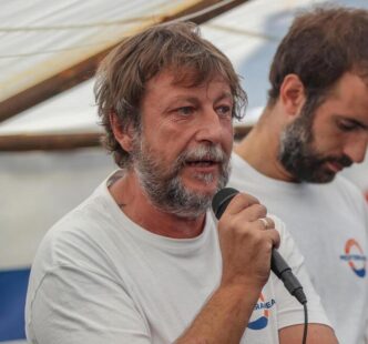 Scandalo Spyware3A L27Allerta Di