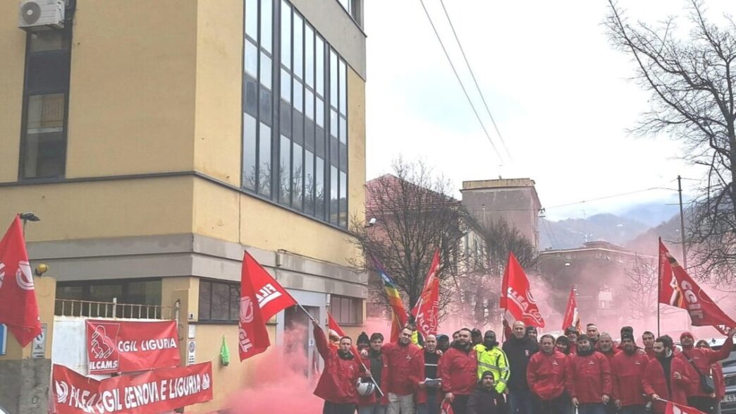 Sciopero A Oltranza A Genova P