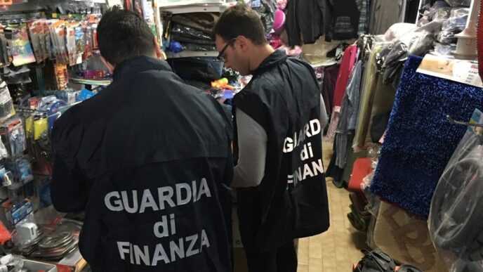 Sequestrati 2.500.000 Articoli