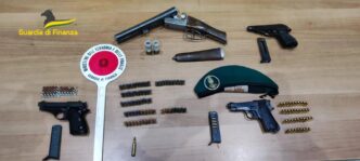 Sequestrati Armi E Munizioni A