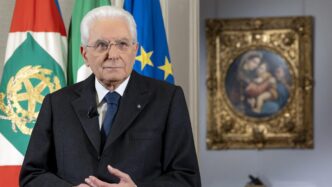 Sergio Mattarella Conferisce O