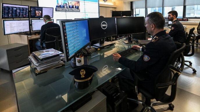 Sette Arresti A Roma3A Scoperta