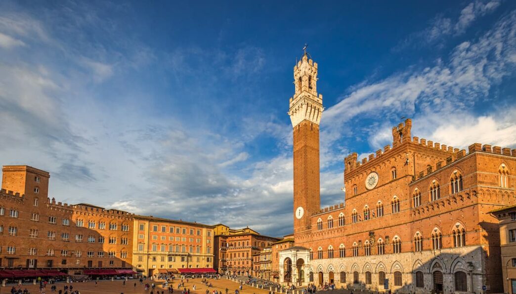 Siena3A Un Tesoro Di Arte E Sto