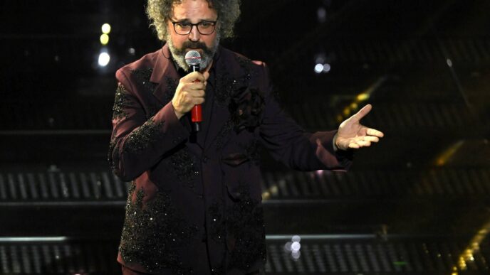 Simone Cristicchi Conquista Sa