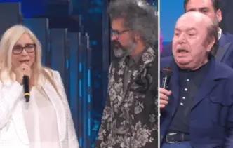 Standing Ovation Per Simone Cr