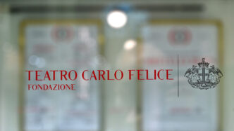 Stipendi E Produzione Al Teatr