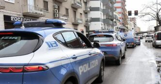 Tensione A Torino3A Uomo Barric