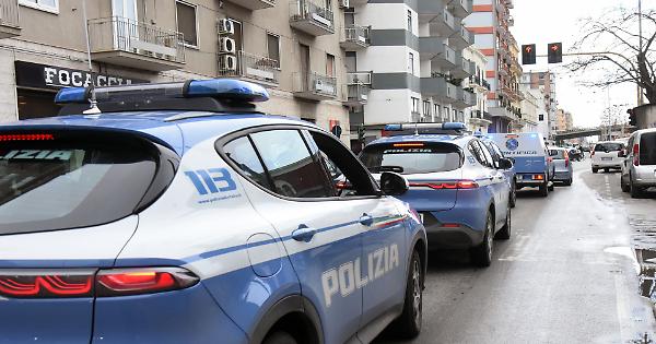 Tensione A Torino3A Uomo Barric