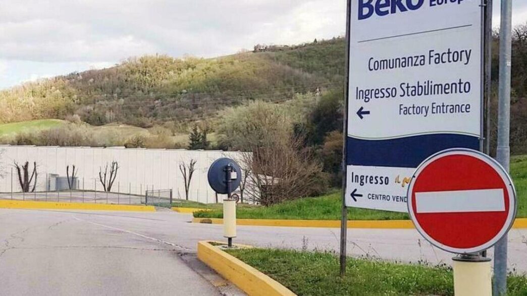 Tensione Politica Sulla Crisi