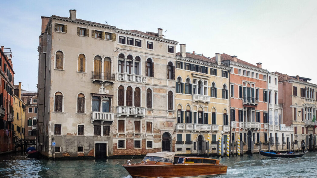 Tentato Suicidio A Venezia3A In