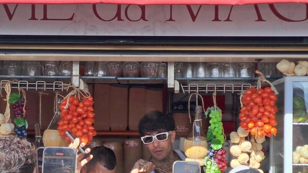 Tony Effe Porta Roma A Sanremo