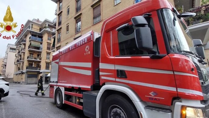 Tragico Incendio A Roma3A Muore