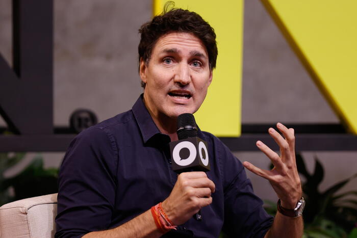 Trudeau Annuncia Piani Per Raf