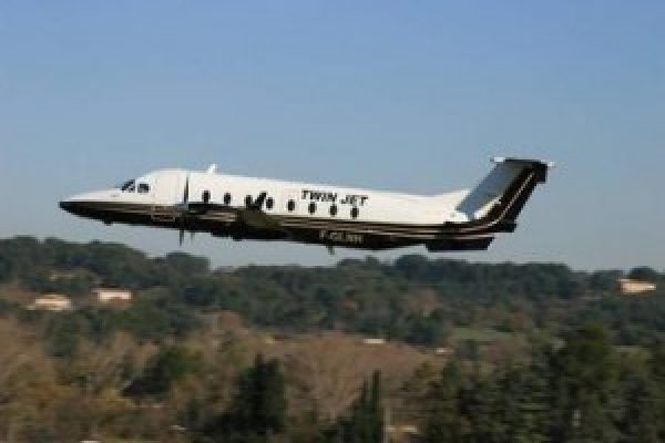 Twin Jet Intensifica I Collega