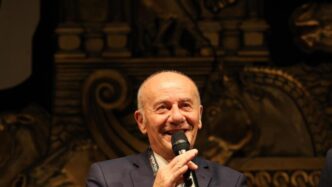 Un Bando Da 82C2 Milioni Di Eur