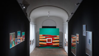 Un Viaggio Tra Colori E Provoc