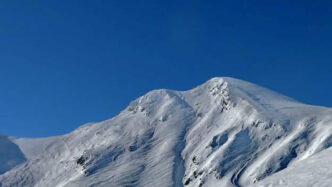 Valanga Sul Monte Cusna3A Due E