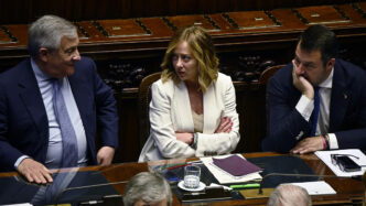 Vertice Di Governo A Palazzo C 1
