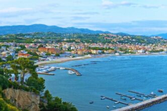 La Baia Dei Sassolini Di Minturno
