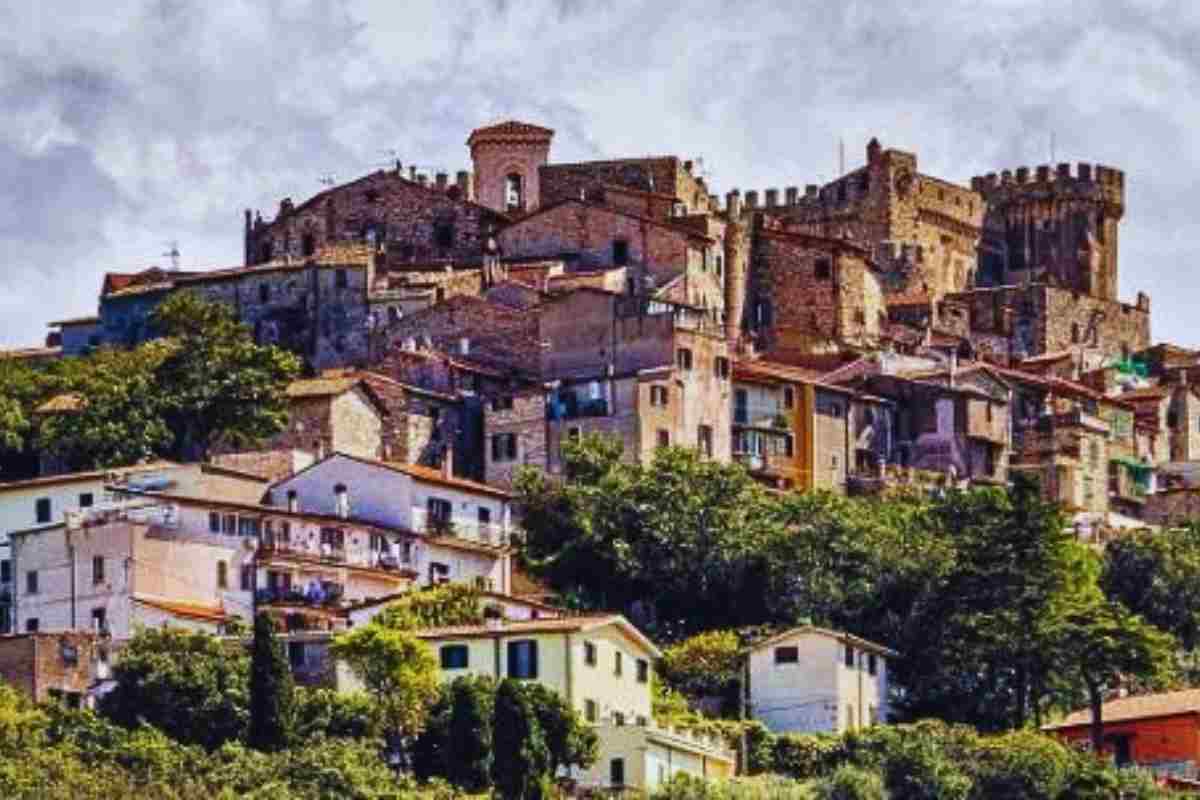 Nerola, Borgo Antico E Affascinante