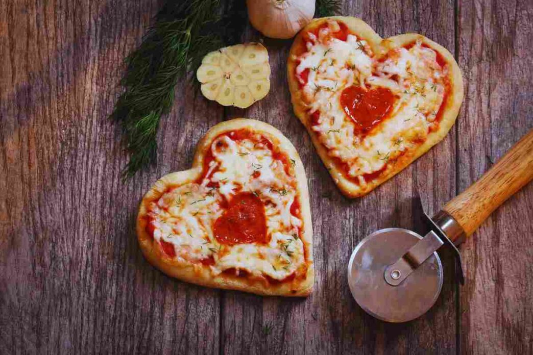 Ricetta Delle Pizzette A Forma Di Cuore
